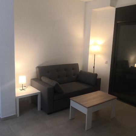 Acogedor Apartamento En El Centro De Sitges, Al Lado De La Playa Luaran gambar