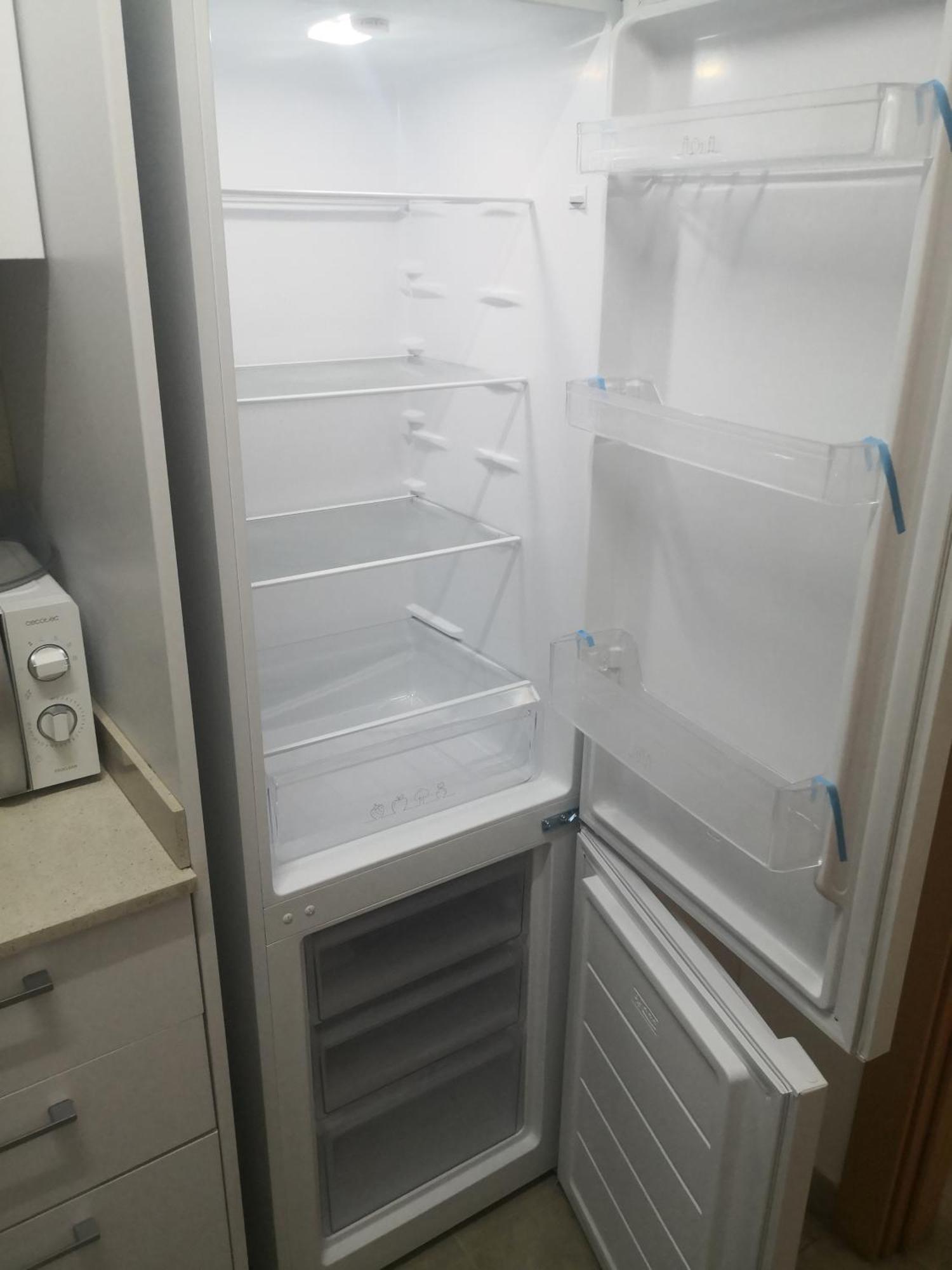Acogedor Apartamento En El Centro De Sitges, Al Lado De La Playa Luaran gambar